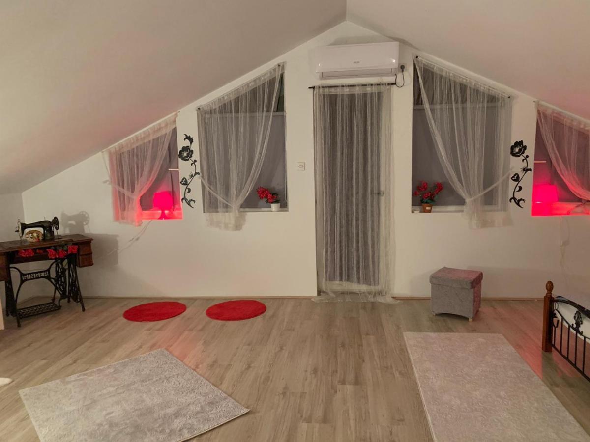Prima House Apartment Podgorica Bagian luar foto